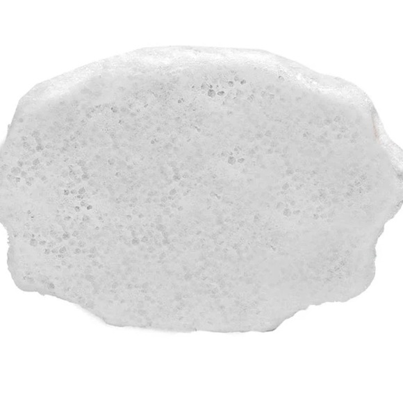 Spongelle Freesia Pear Cleansing Pedi Buffer - Picture 2 of 6